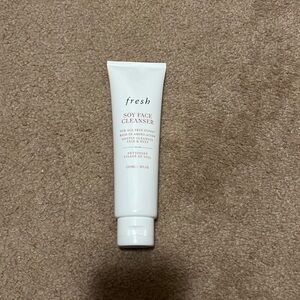 Fresh Soy Facial Cleanser